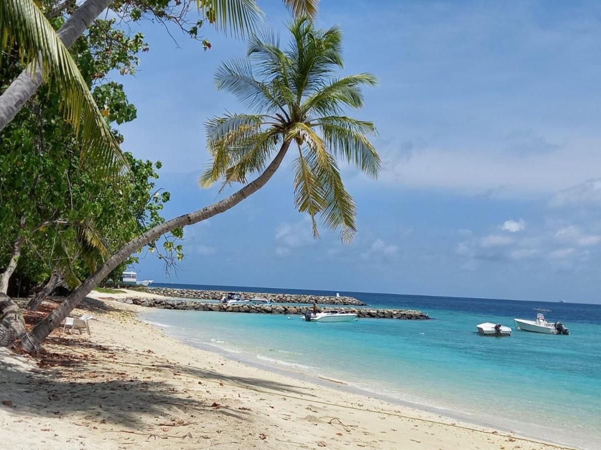 Fins Dive And Leisure Hotel Rasdhoo Экстерьер фото